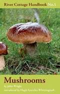 Mushrooms by John Wright 9780747589327